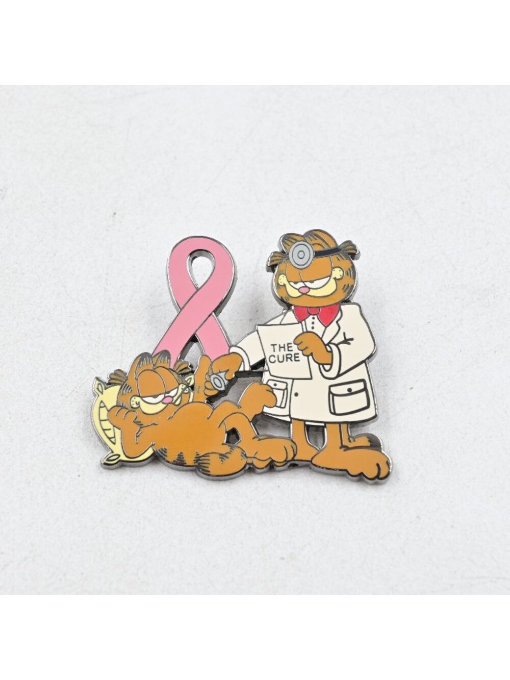Garfield Doctor Pink Ribbon Cancer‎ Awareness Fantasy Pin Limited 100